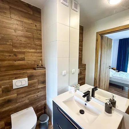 Apartament Aquarius Stawy Walczewskiego 8 *