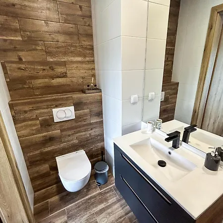 Aquarius Stawy Walczewskiego 8 Apartman *